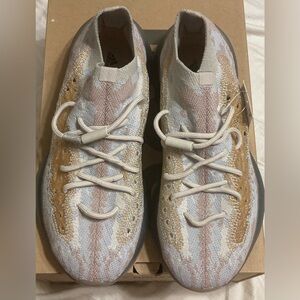 NIB Yeezy Boost 380 Sneakers 8.5